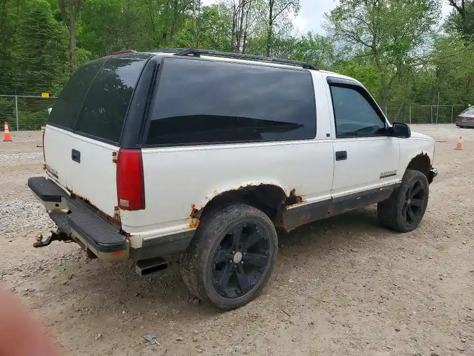 3GNEK18K5SG101231 1995 CHEVROLET TAHOE-2
