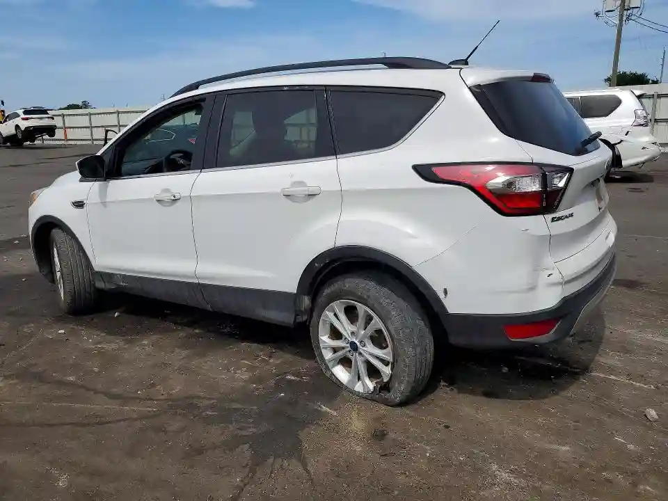 1FMCU0G90JUB49343 2018 FORD ESCAPE-1