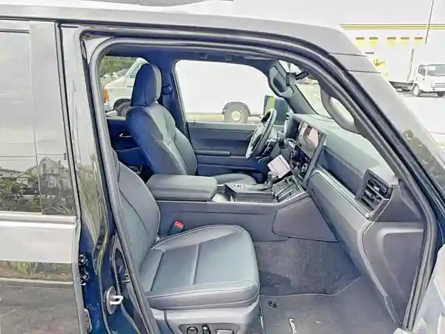JTJTBCDX9S5070972 2025 LEXUS GX-4