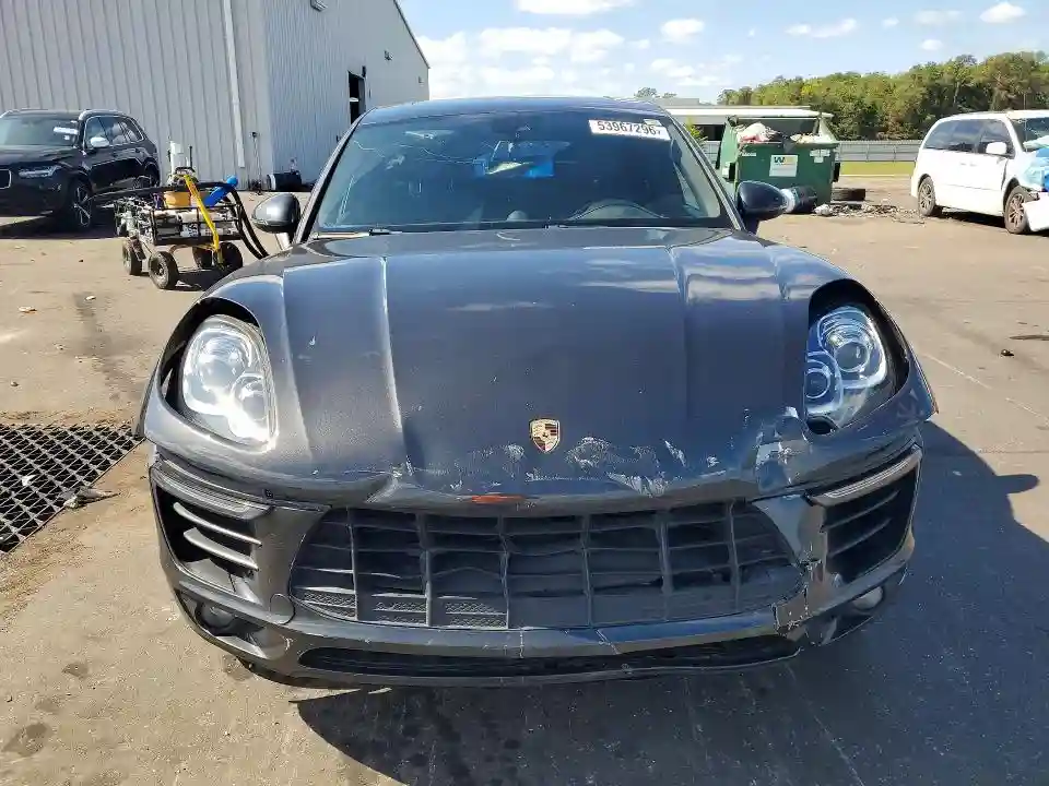 WP1AA2A54HLB82012 2017 PORSCHE MACAN-4