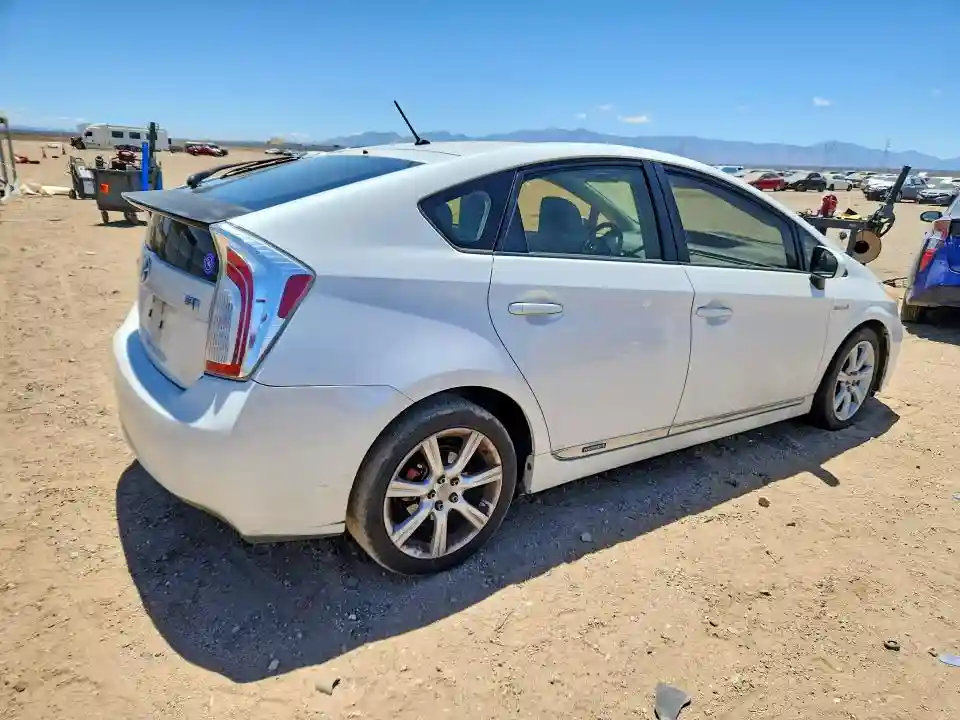 JTDKN3DU2C5503531 2012 TOYOTA PRIUS-2