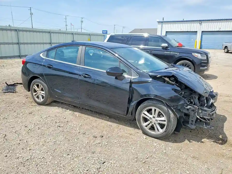 1G1BE5SM5H7266973 2017 CHEVROLET CRUZE-3