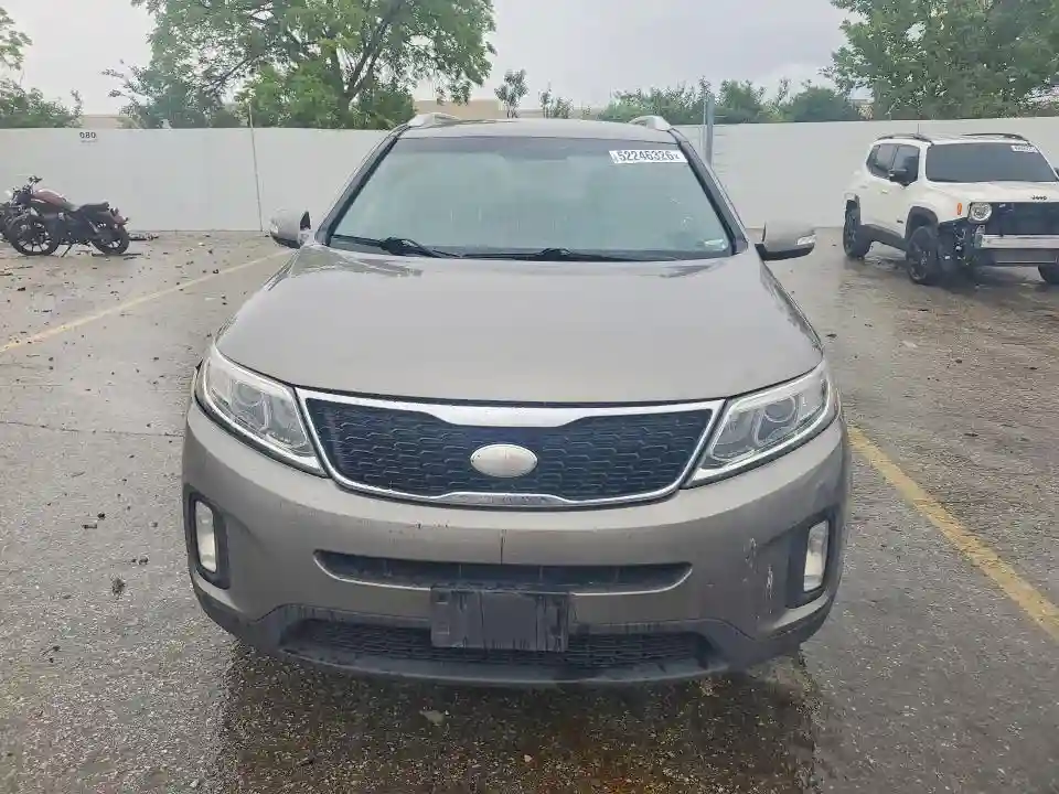 5XYKT4A7XFG557598 2015 KIA SORENTO-4