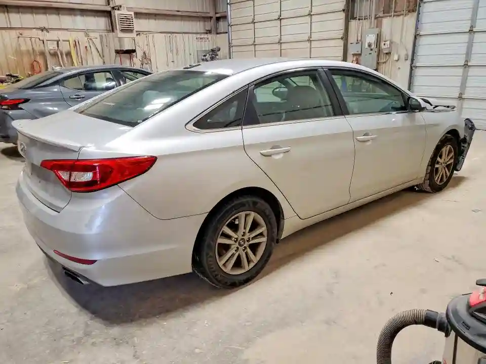 5NPE24AF2FH063266 2015 HYUNDAI SONATA-2