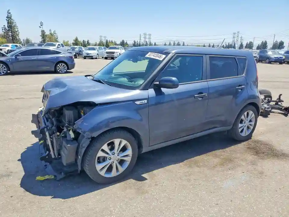 KNDJP3A58F7201186 2015 KIA SOUL-0