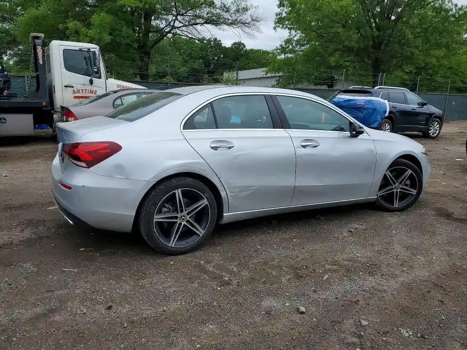 W1K3G4FB2LJ203551 2020 MERCEDES-BENZ A-CLASS-2