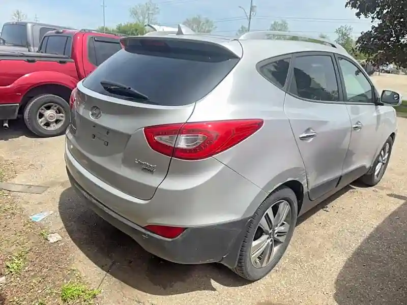 KM8JUCAG3FU084155 2015 HYUNDAI TUCSON-3