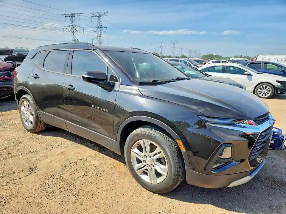 3GNKBCRS9KS650490 2019 CHEVROLET BLAZER-3