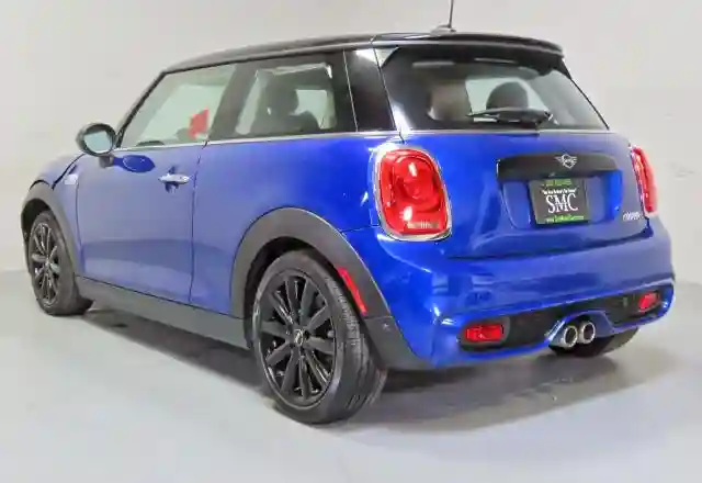 WMWXP7C56K2A53819 2019 MINI COOPER-3