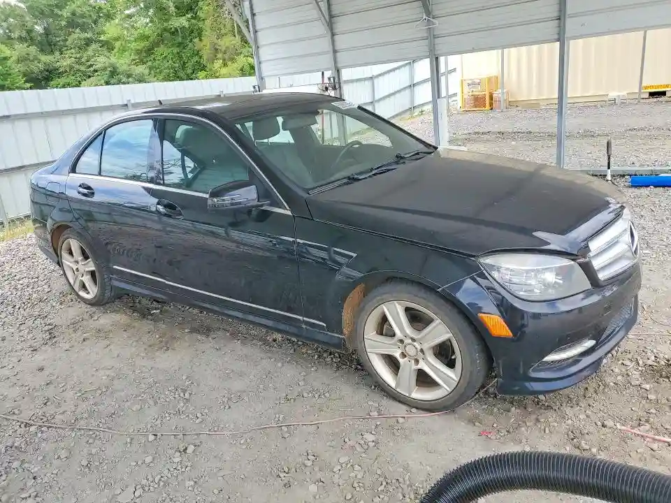 WDDGF5EBXBF653011 2011 MERCEDES-BENZ C-CLASS-3