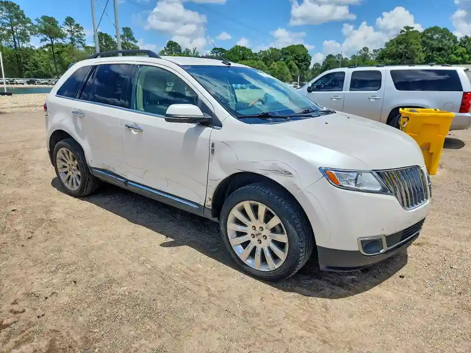 2LMDJ6JK7EBL03655 2014 LINCOLN MKX-3