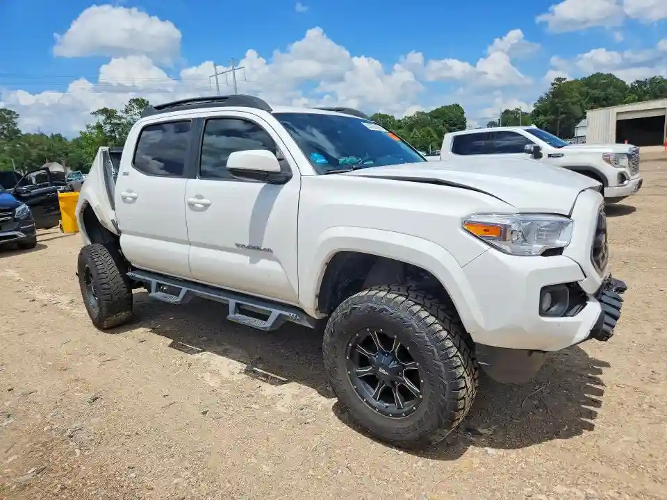 5TFAZ5CN9HX023231 2017 TOYOTA TACOMA-3
