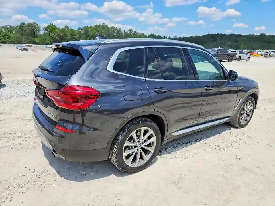 5UXTR7C58KLR52361 2019 BMW X3-2