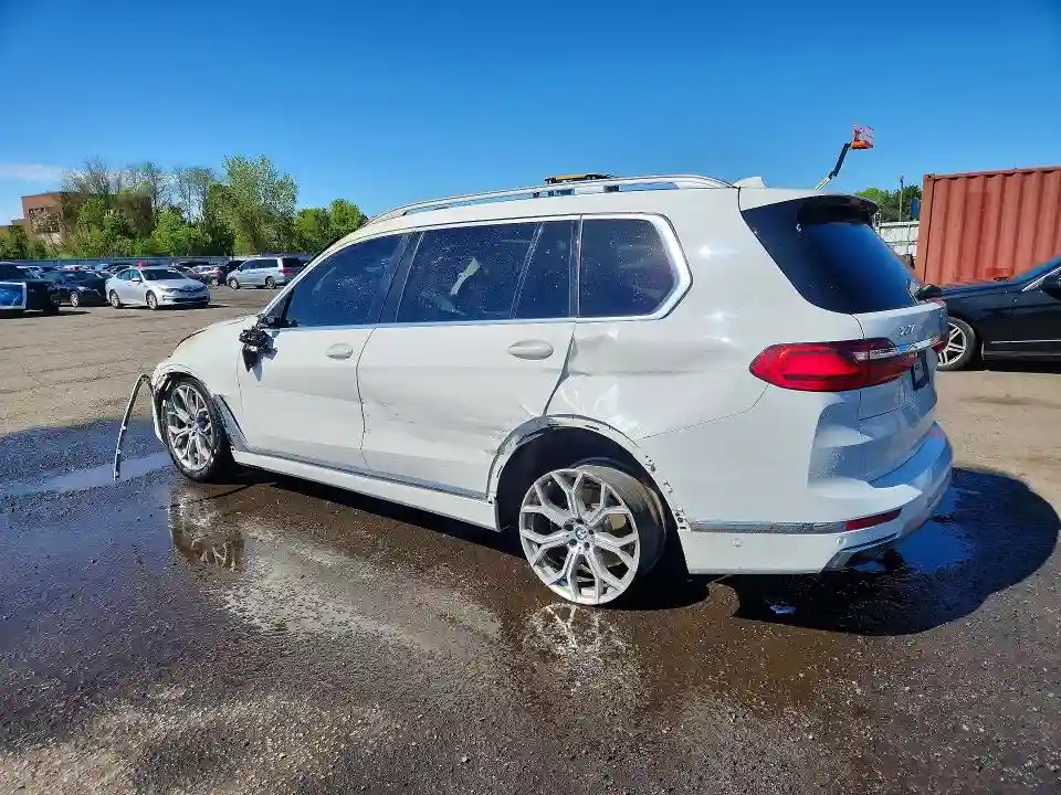 5UXCW2C56KL086896 2019 BMW X7-1