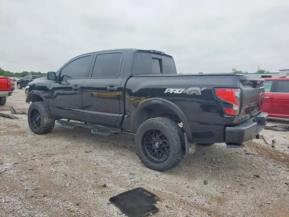 1N6AA1ED2MN533976 2021 NISSAN TITAN PRO--1