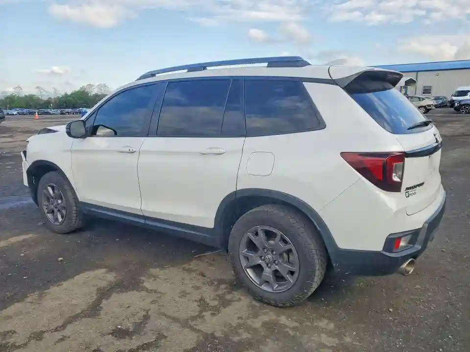 5FNYF8H65RB003953 2024 HONDA PASSPORT-1