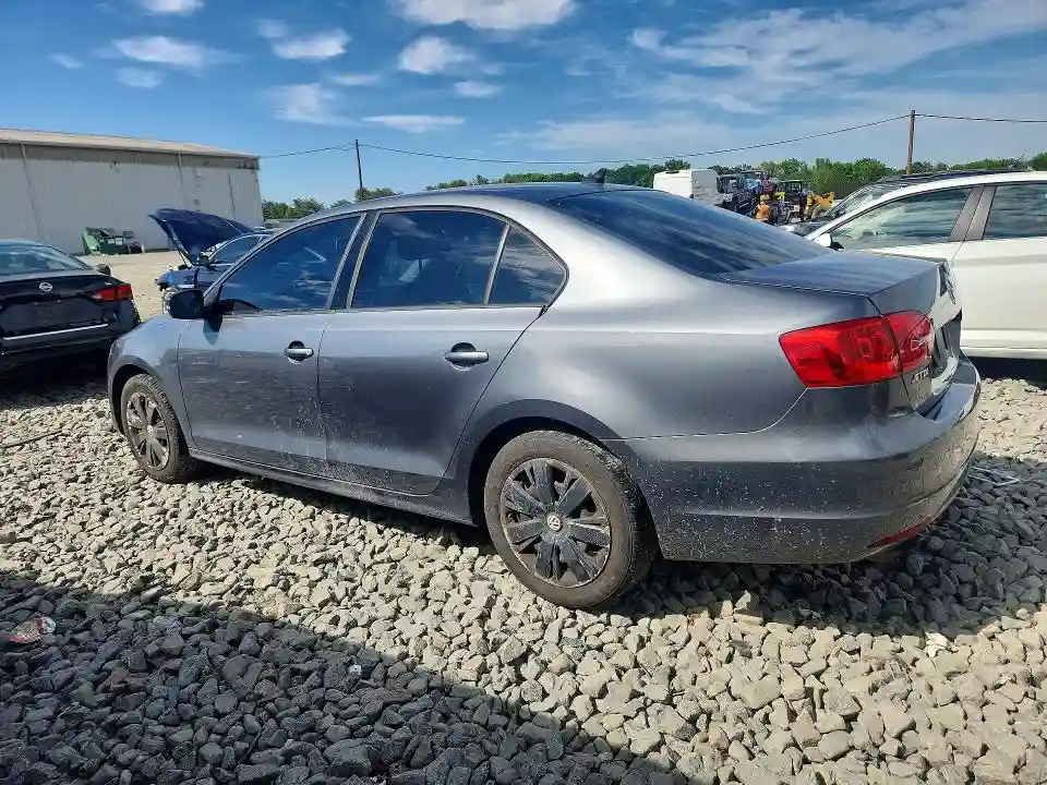 3VWD17AJXEM364152 2014 VOLKSWAGEN JETTA-1