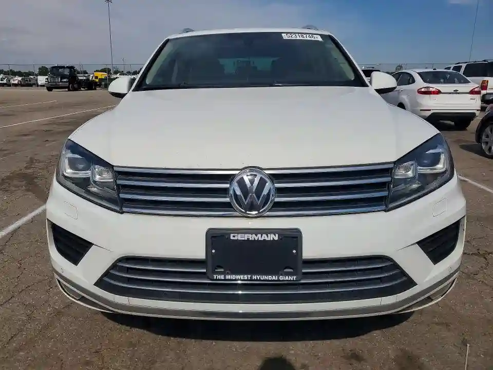 WVGEF9BP1FD007460 2015 VOLKSWAGEN TOUAREG-4