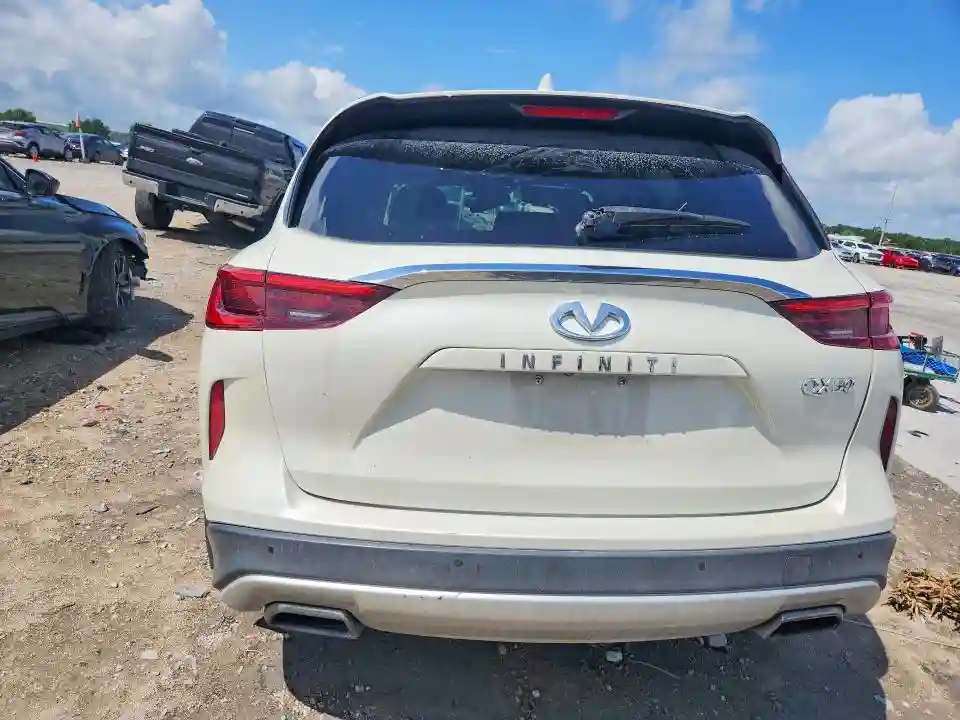3PCAJ5M18KF101616 2019 INFINITI QX50-5