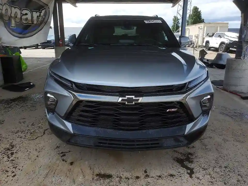 3GNKBERS2SS203995 2025 CHEVROLET BLAZER-4