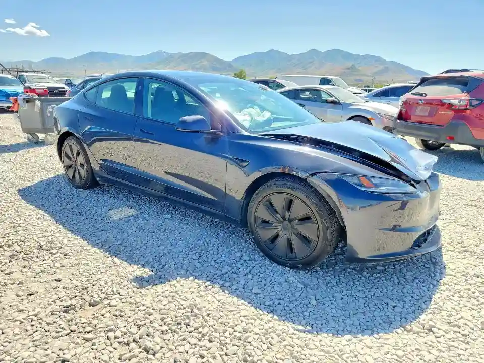 5YJ3E1EA2RF725944 2024 TESLA MODEL 3-3