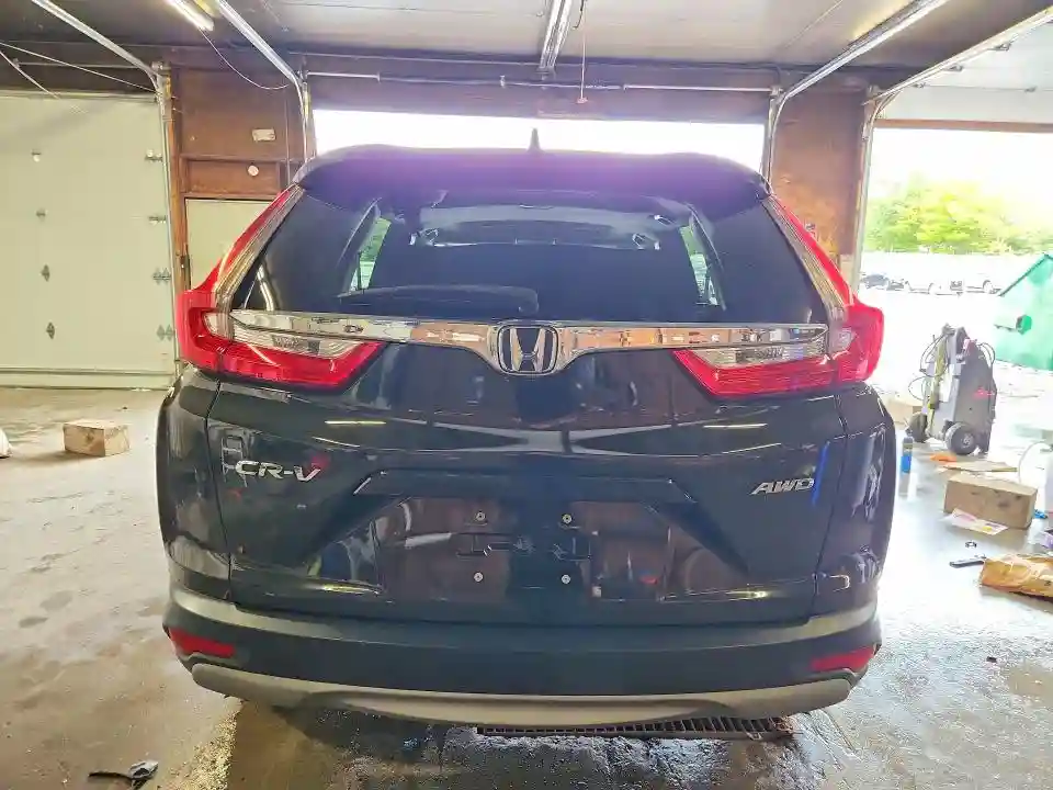 7FARW2H85JE045051 2018 HONDA CRV-5