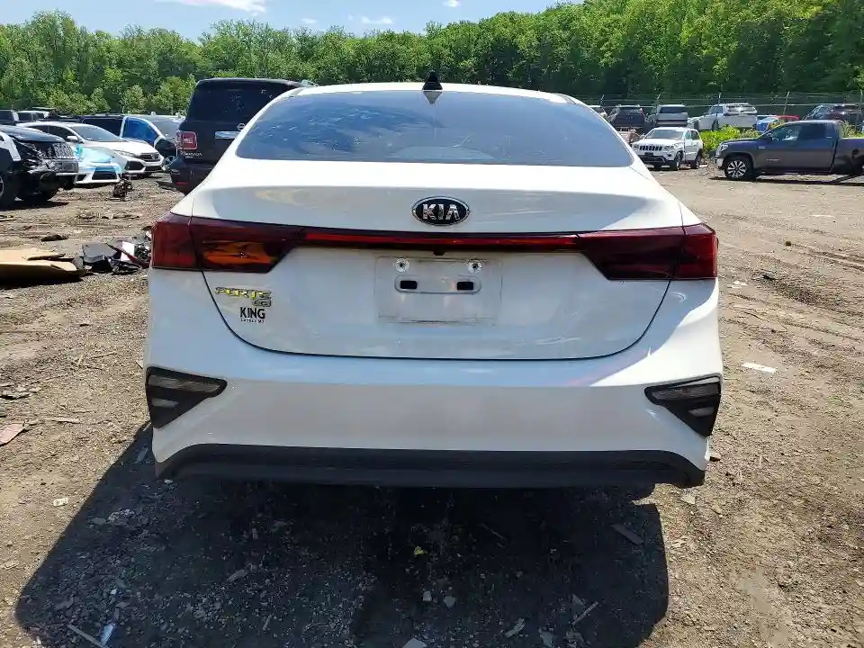 3KPF24AD4KE009341 2019 KIA FORTE-5