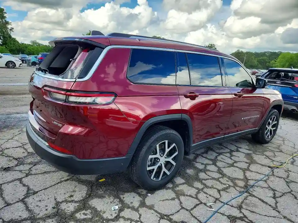 1C4RJJBG1P8843589 2023 JEEP CHEROKEE-2