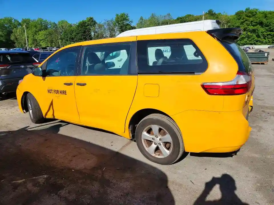 5TDZK3DC9GS699501 2017 TOYOTA SIENNA-1
