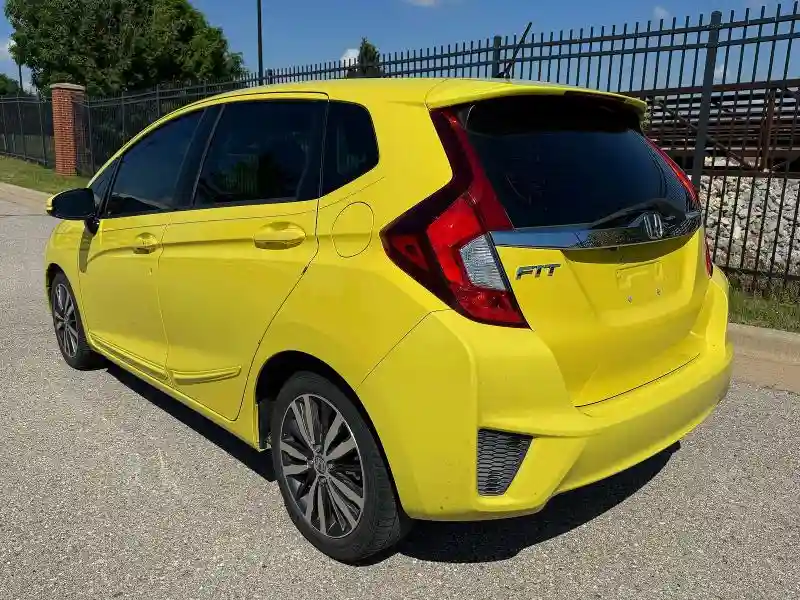 3HGGK5H83FM776937 2015 HONDA FIT-2