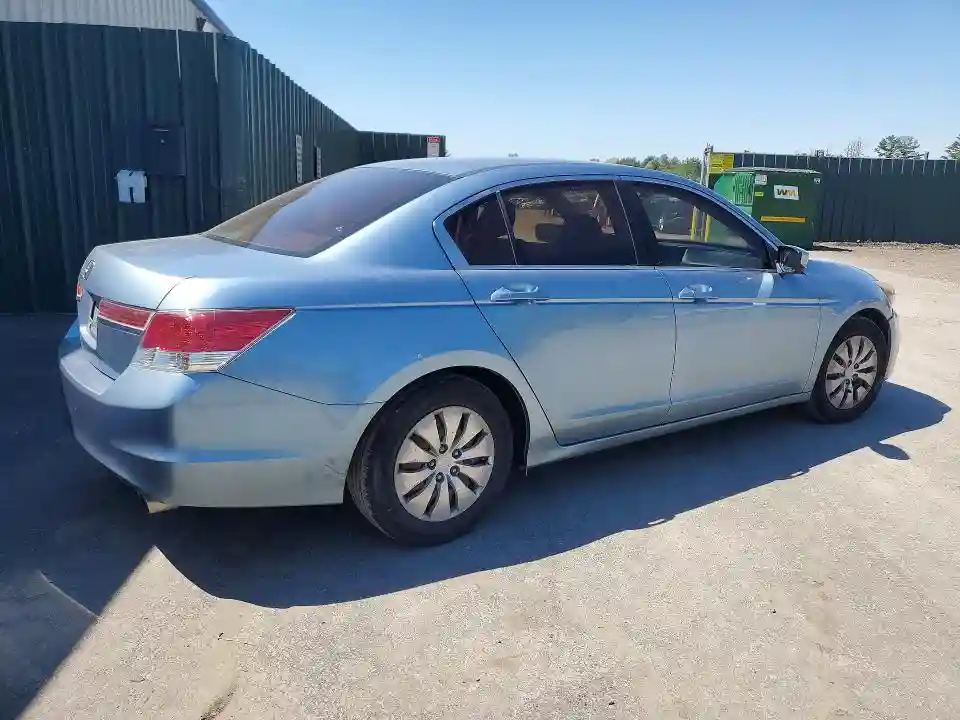 1HGCP2F30CA107832 2012 HONDA ACCORD-2