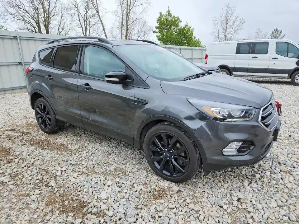1FMCU9J98KUC39225 2019 FORD ESCAPE-3