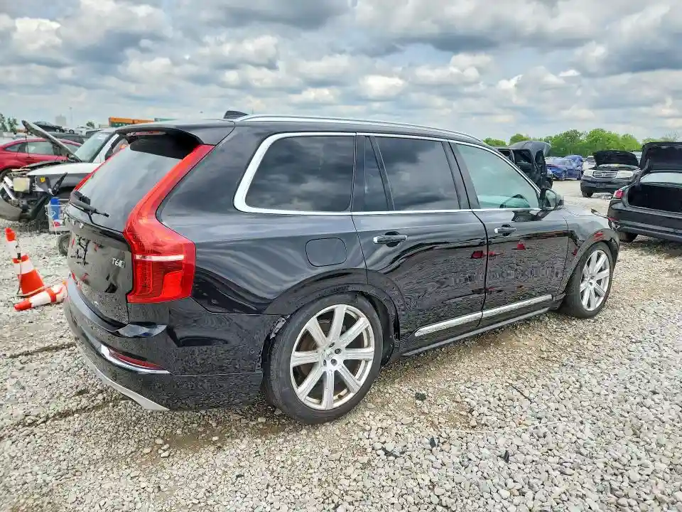 YV4A22PL2G1001288 2016 VOLVO XC90-2