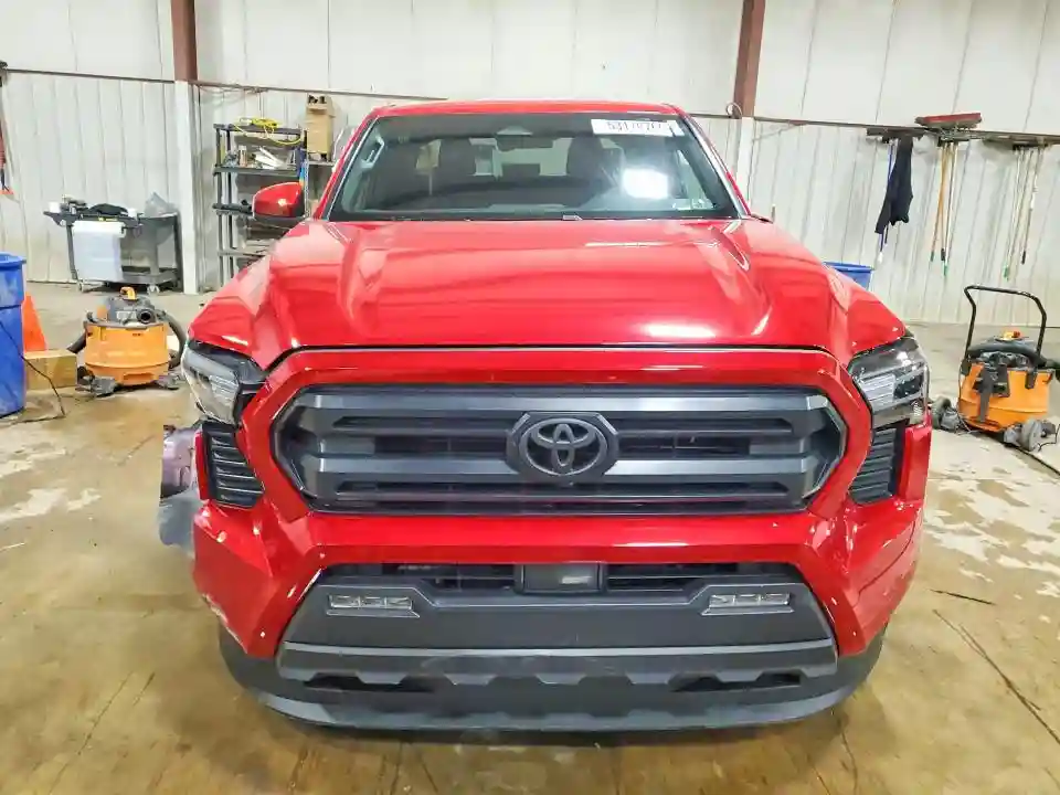 3TYLB5JN7ST101863 2025 TOYOTA TACOMA-4