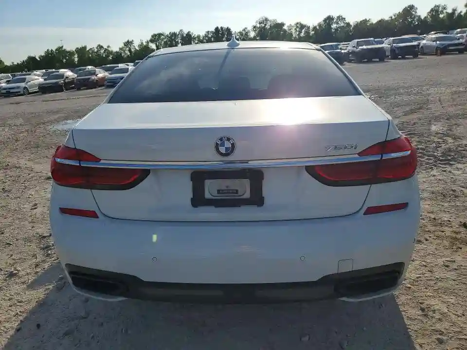WBA7F0C5XKGM25723 2019 BMW 7 SERIES-5