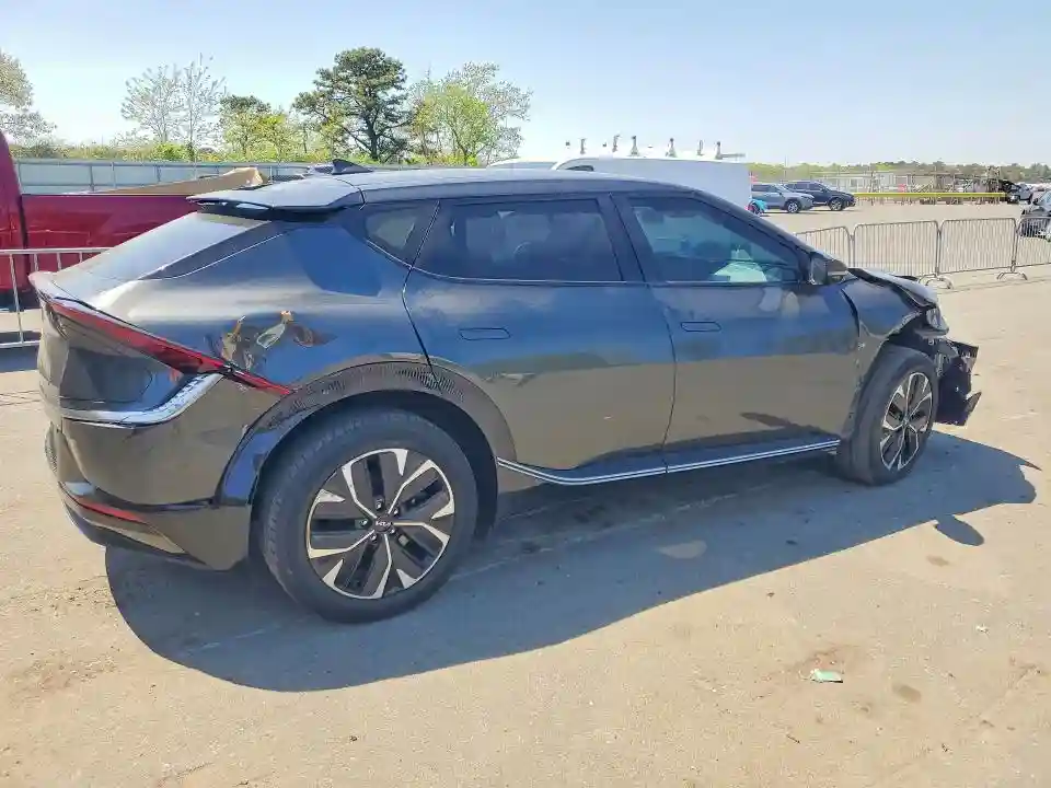KNDC34LAXR5614179 2024 KIA ALL OTHER-2