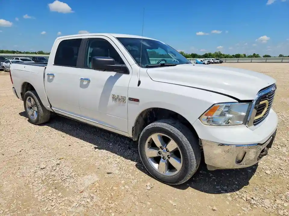 1C6RR7LMXGS239033 2016 RAM 1500-3