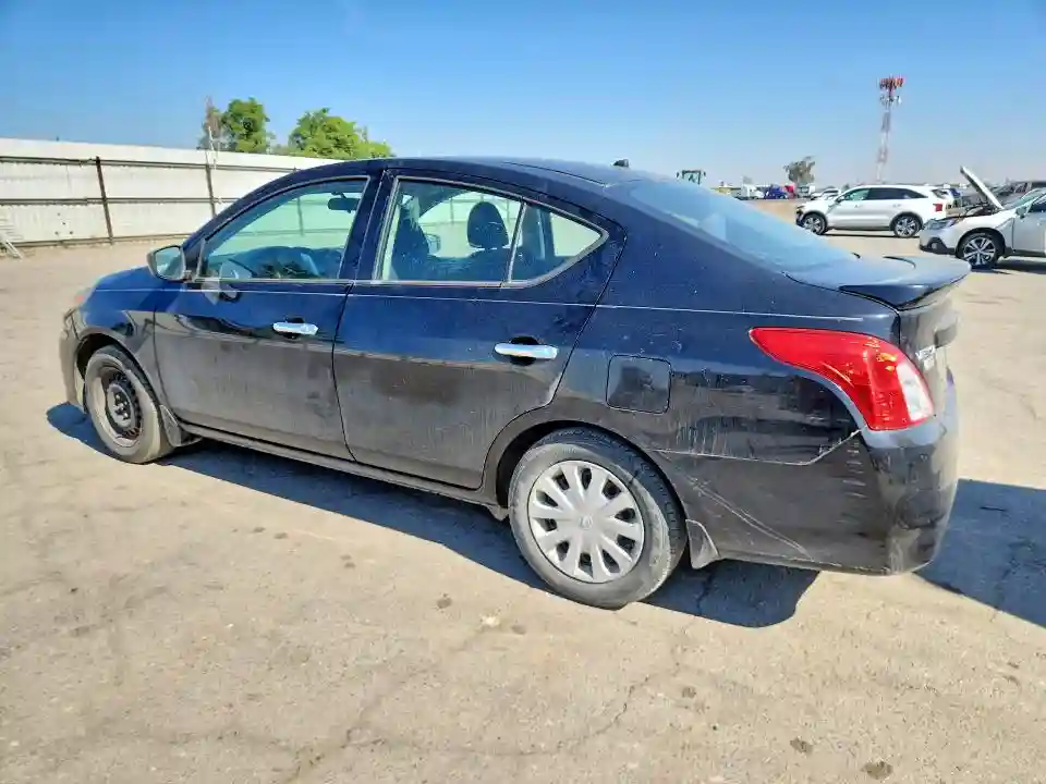 3N1CN7AP3FL820798 2015 NISSAN VERSA-1