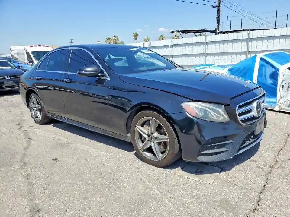 WDDZF6JB3KA520284 2019 MERCEDES-BENZ E-CLASS-3