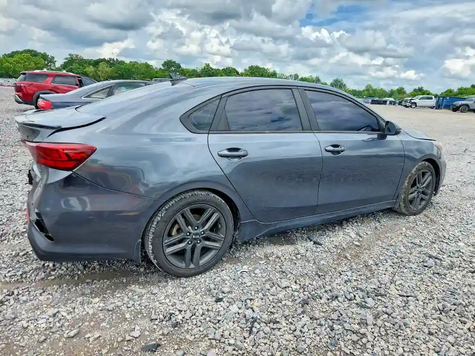 3KPF34AD1ME378397 2021 KIA FORTE-2