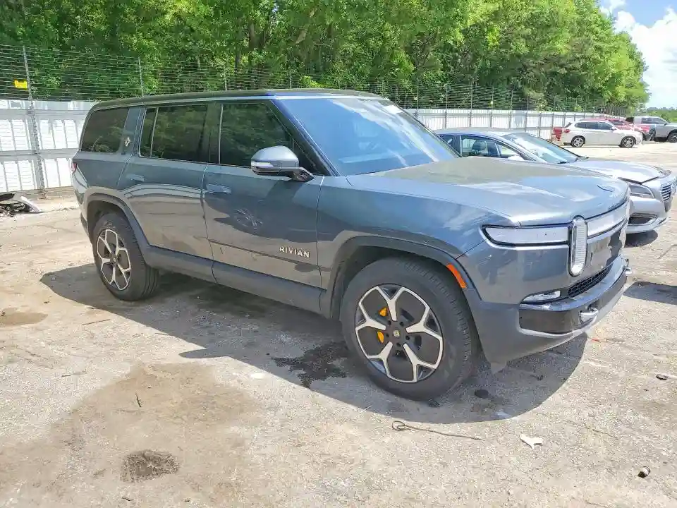 7PDSGABA2PN022829 2023 RIVIAN RIS-3