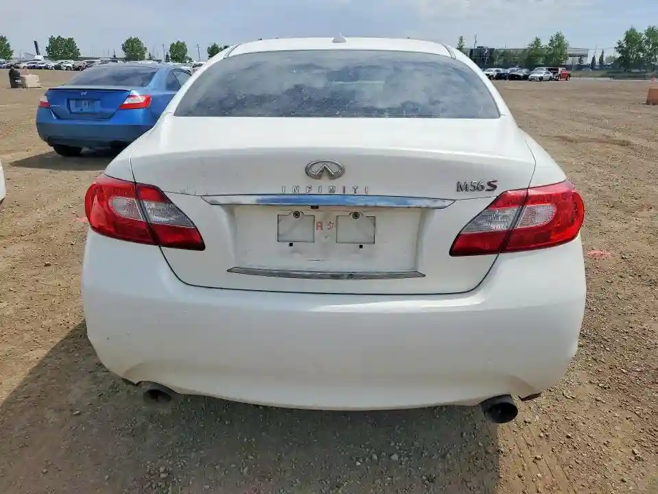 JN1AY1AP0BM520695 2011 INFINITI M56-5