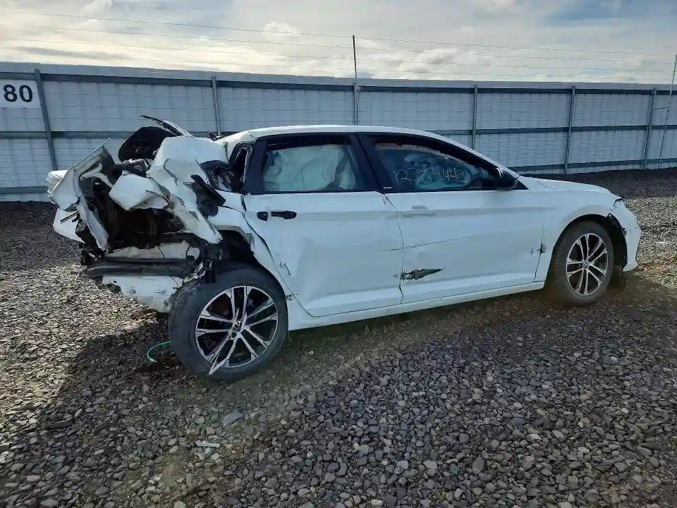 3VWBX7BU2SM058735 2025 VOLKSWAGEN JETTA-2