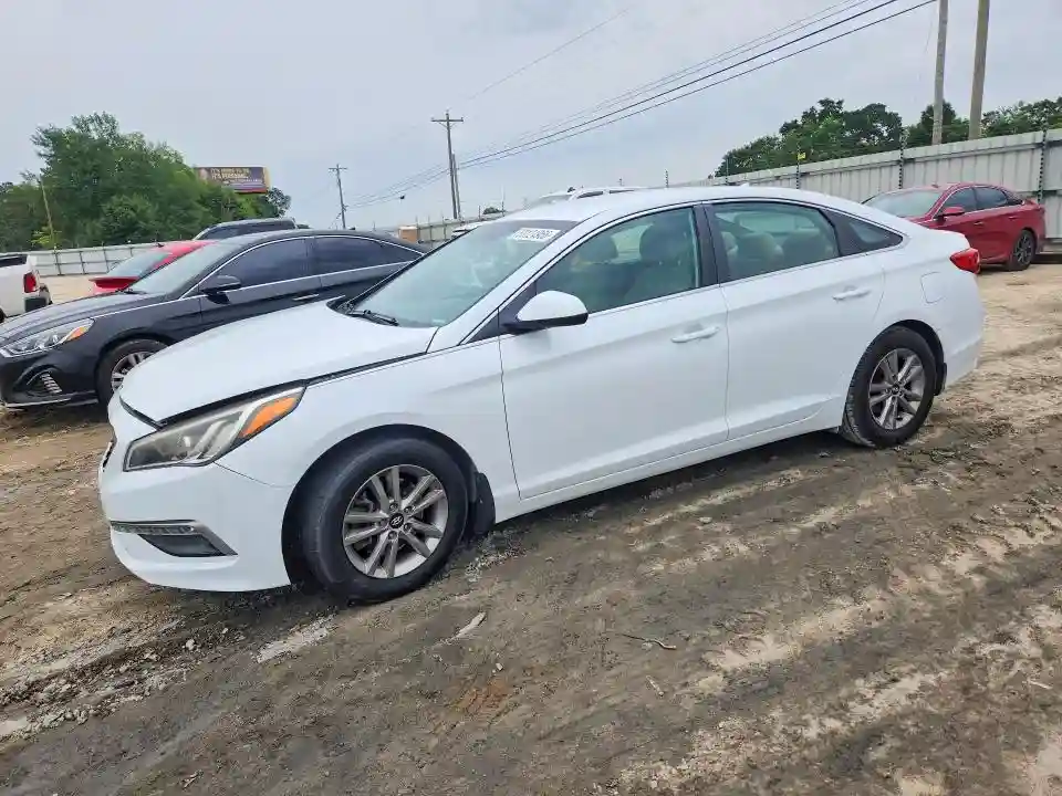 5NPE24AF7FH256089 2015 HYUNDAI SONATA-0