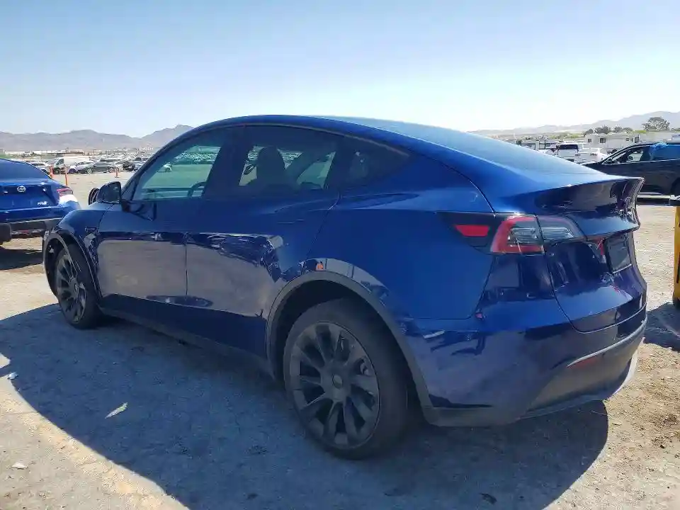 7SAYGDEE4NF458307 2022 TESLA MODEL Y-1