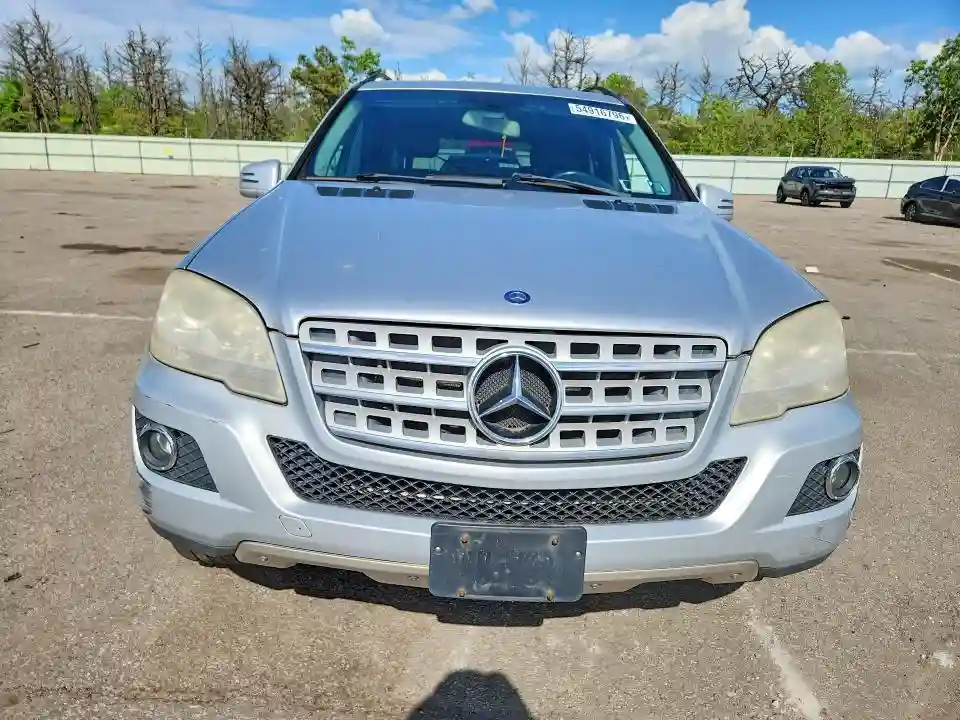 4JGBB8GBXBA723968 2011 MERCEDES-BENZ M-CLASS-4