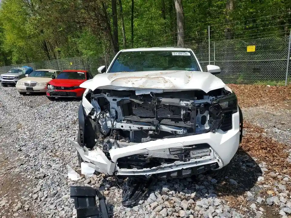 3TYLC5LNXST025484 2025 TOYOTA TACOMA-4