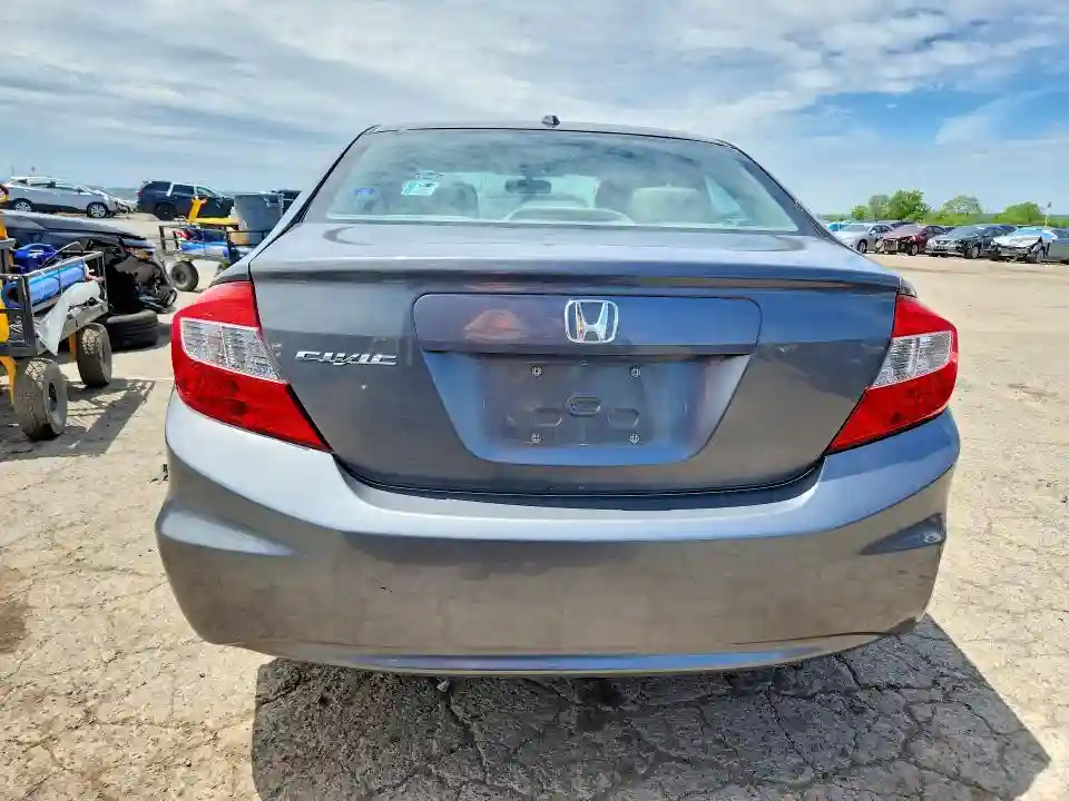 2HGFB2F96CH528682 2012 HONDA CIVIC-5