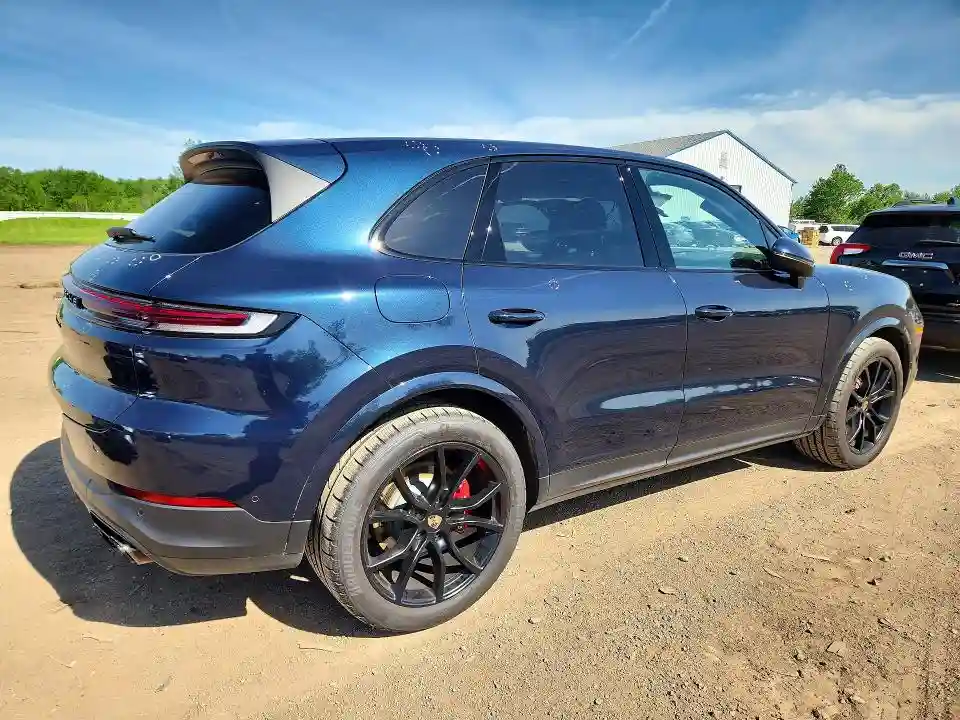 WP1AL2AY2SDA19526 2025 PORSCHE CAYENNE-2
