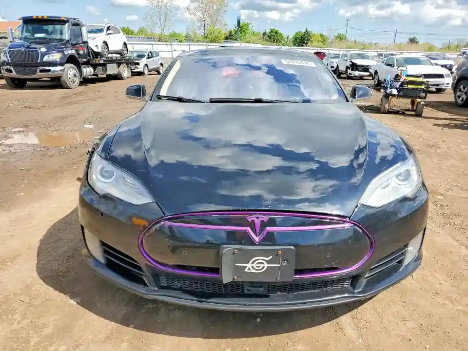 5YJSA1S29FF090933 2015 TESLA MODEL S-4